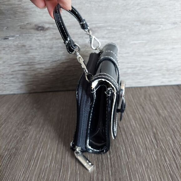 Gorgeous Vintage Vituri Mini Bag - Black - Faux Patent Leather - Picture 2 of 10